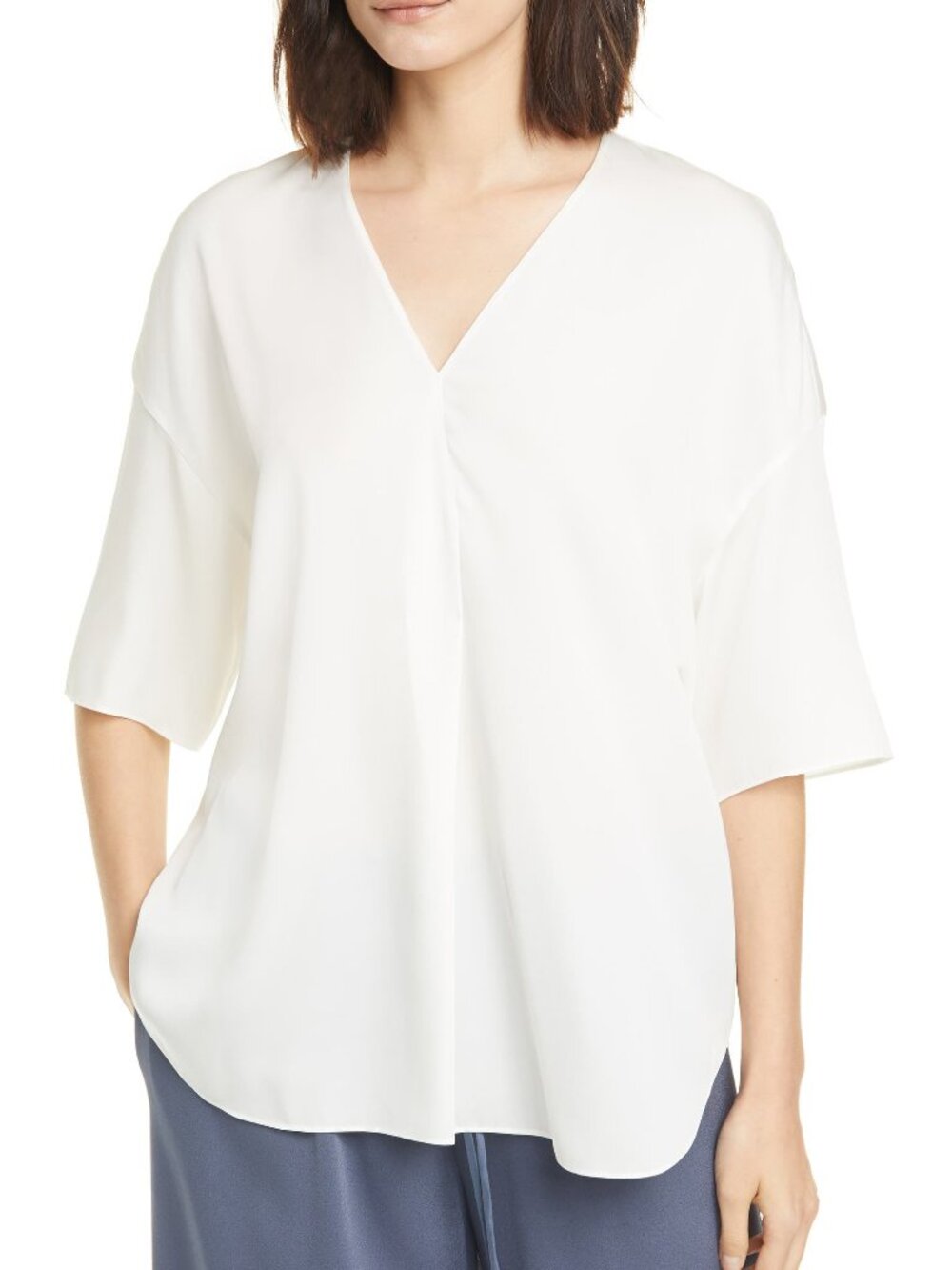 NWT Vince Stretch Silk V-Neck Blouse Off White XS Elbow Sleeve Lightweight Top